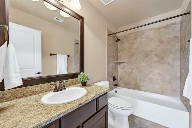 2304 Halls Creek Court, Friendswood, TX 77546