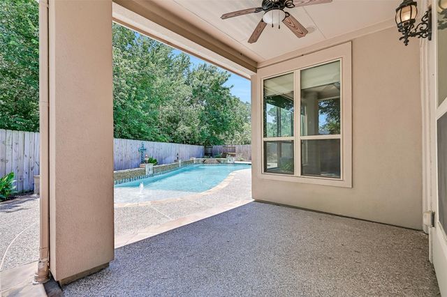 2304 Halls Creek Court, Friendswood, TX 77546