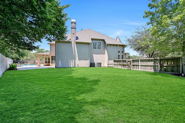 2304 Halls Creek Court, Friendswood, TX 77546