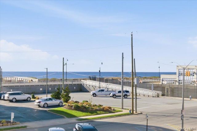 475 W Broadway B2, Long Beach, NY 11561