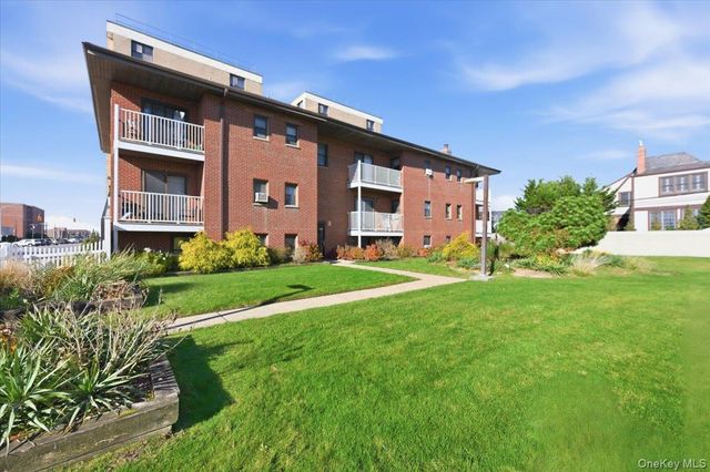 475 W Broadway B2, Long Beach, NY 11561