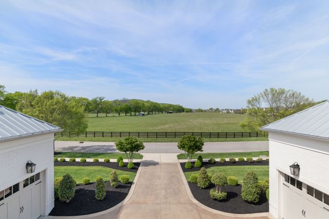 5053 Native Pony Trl, College Grove, TN 37046