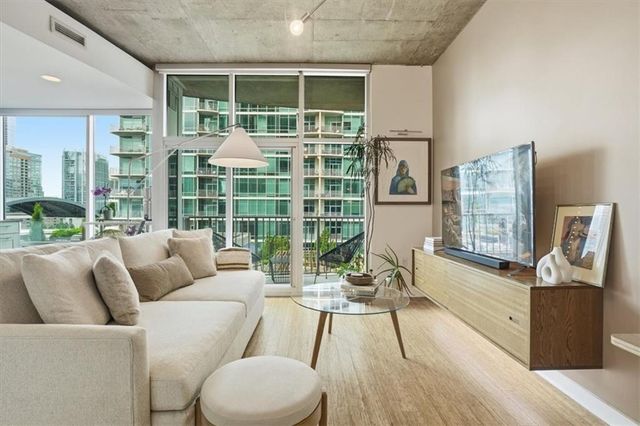 923 Peachtree Street NE 924, Atlanta, GA 30309
