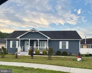 628 WASHINGTON AVE, Ellendale, DE 19941