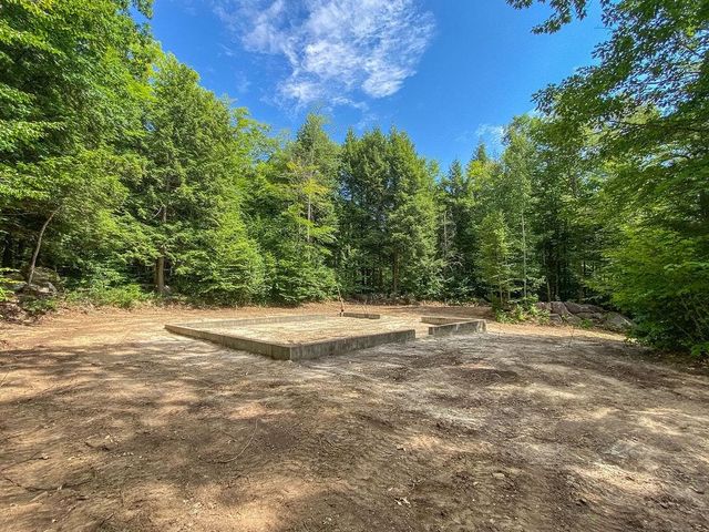 1350 Whittier Highway, Moultonborough, NH 03254