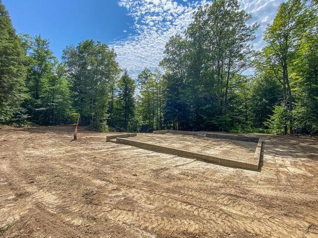 1350 Whittier Highway, Moultonborough, NH 03254