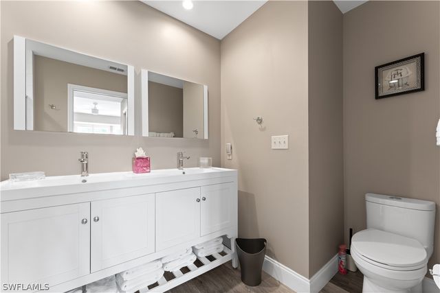 8420 Naples Heritage DR 1415, Naples, FL 34112