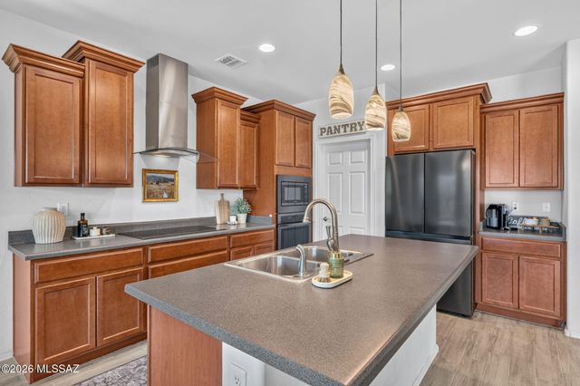 5523 S Sunrise Peak Road, Tucson, AZ 85747