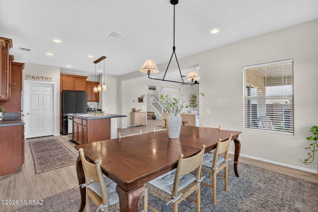 5523 S Sunrise Peak Road, Tucson, AZ 85747