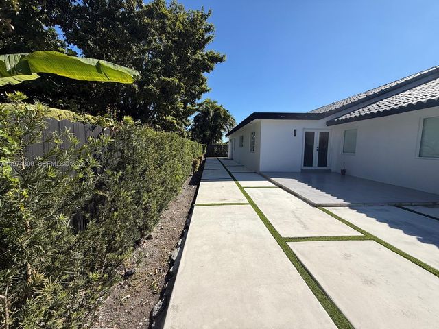 1760 SW 141st Ave, Miami, FL 33175