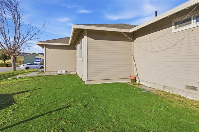 101 Westside Boulevard, Hollister, CA 95023