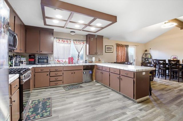 101 Westside Boulevard, Hollister, CA 95023