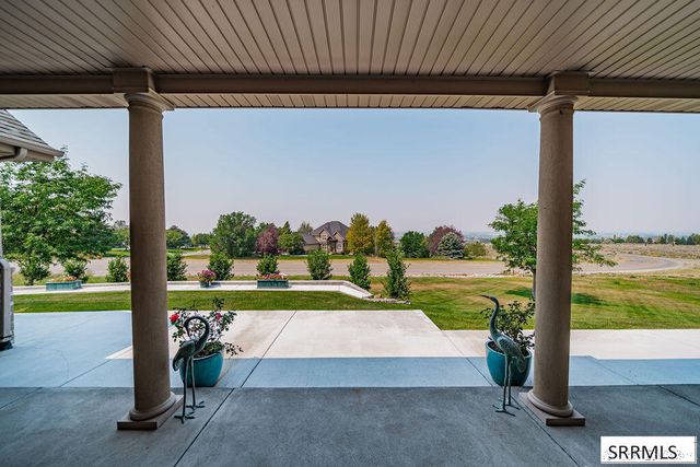 8065 S Blackhawk Drive, Idaho Falls, ID 83406