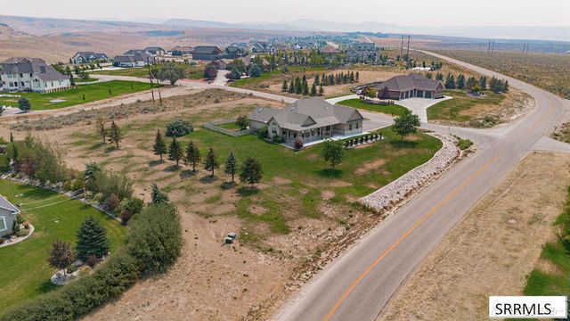 8065 S Blackhawk Drive, Idaho Falls, ID 83406