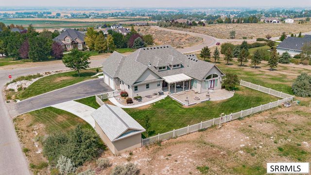 8065 S Blackhawk Drive, Idaho Falls, ID 83406