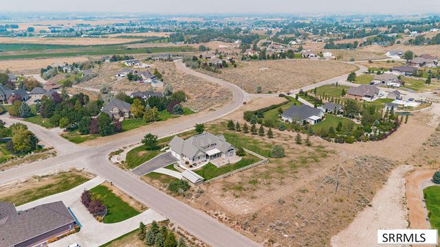 8065 S Blackhawk Drive, Idaho Falls, ID 83406