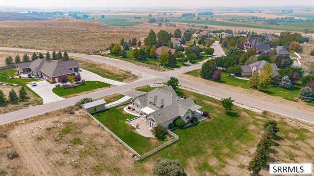 8065 S Blackhawk Drive, Idaho Falls, ID 83406