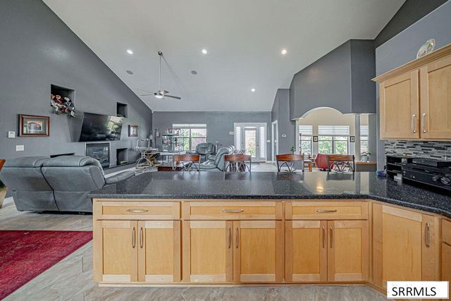 8065 S Blackhawk Drive, Idaho Falls, ID 83406