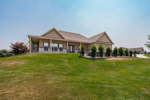 8065 S Blackhawk Drive, Idaho Falls, ID 83406