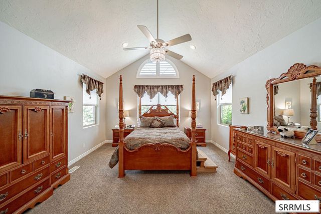 8065 S Blackhawk Drive, Idaho Falls, ID 83406