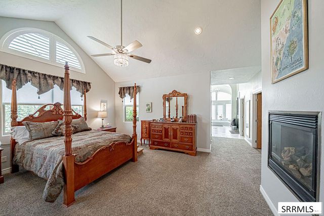 8065 S Blackhawk Drive, Idaho Falls, ID 83406