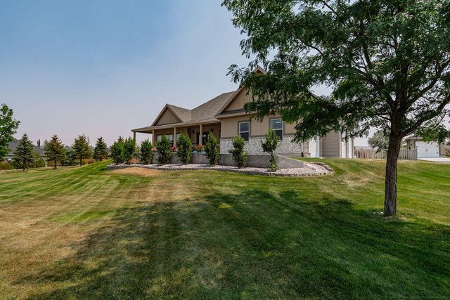 8065 S Blackhawk Drive, Idaho Falls, ID 83406