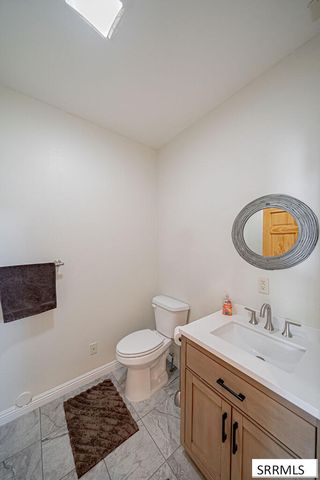 8065 S Blackhawk Drive, Idaho Falls, ID 83406
