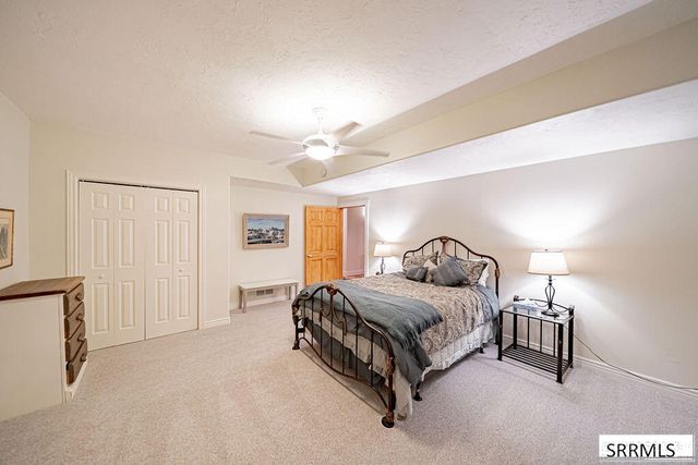 8065 S Blackhawk Drive, Idaho Falls, ID 83406