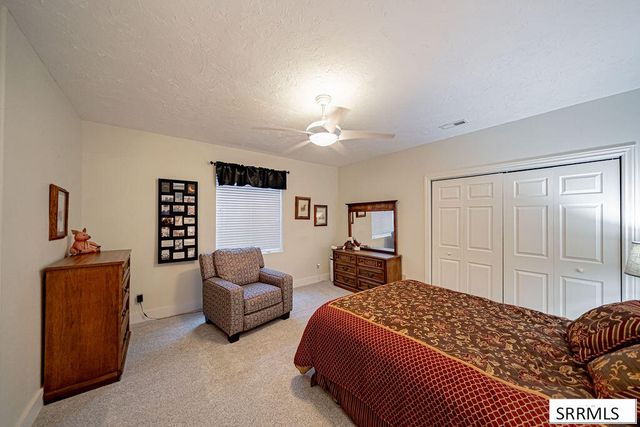 8065 S Blackhawk Drive, Idaho Falls, ID 83406