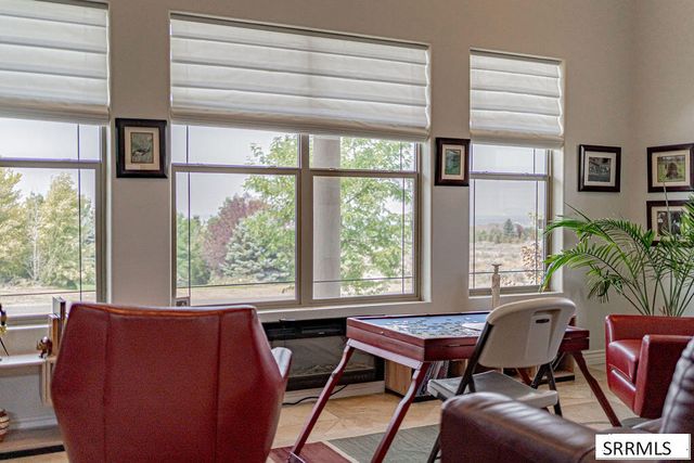 8065 S Blackhawk Drive, Idaho Falls, ID 83406
