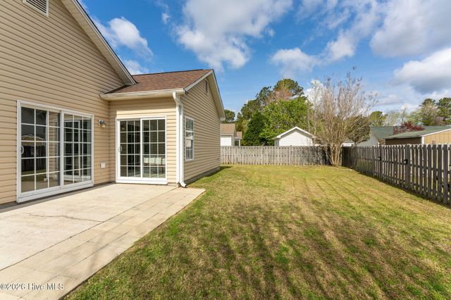 1112 Ashcroft Drive NE, Leland, NC 28451