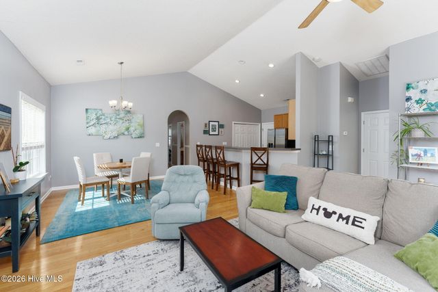 1112 Ashcroft Drive NE, Leland, NC 28451