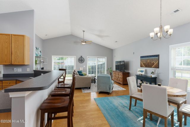 1112 Ashcroft Drive NE, Leland, NC 28451