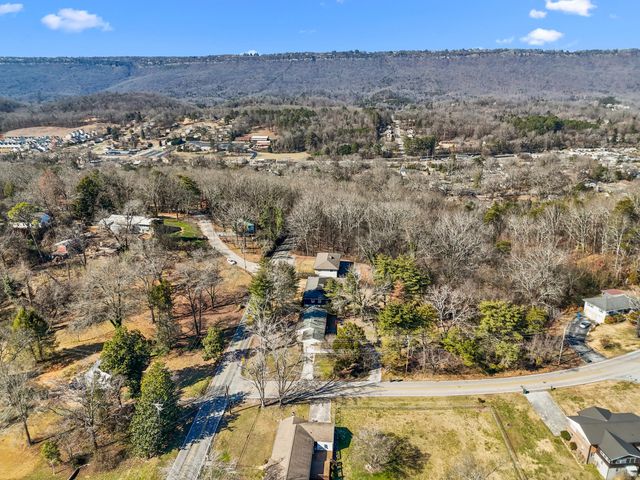 421 Gadd Road, Hixson, TN 37343