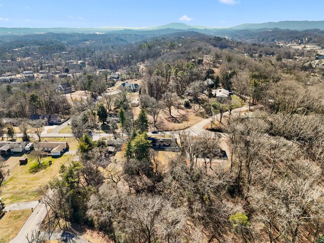 421 Gadd Road, Hixson, TN 37343