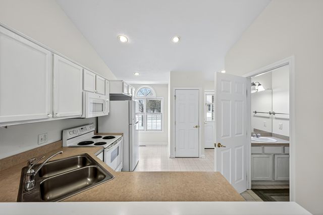 1518 Beechtree 22, Grand Haven City, MI 49417