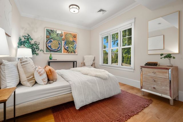 80 Lexington Avenue 2, Cambridge, MA 02138