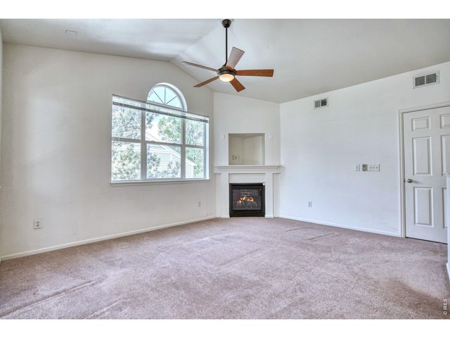 2011 Grays Peak Dr 201, Loveland, CO 80538