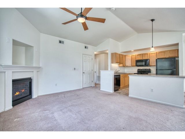 2011 Grays Peak Dr 201, Loveland, CO 80538