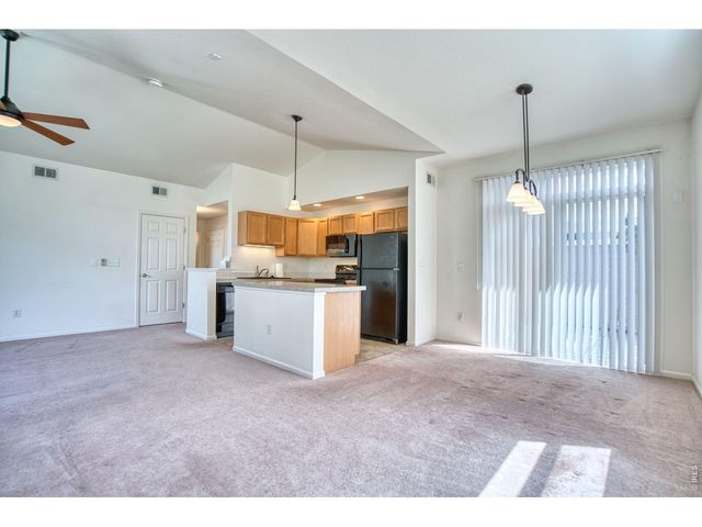 2011 Grays Peak Dr 201, Loveland, CO 80538