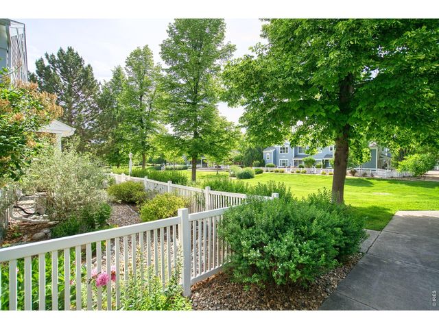 2011 Grays Peak Dr 201, Loveland, CO 80538