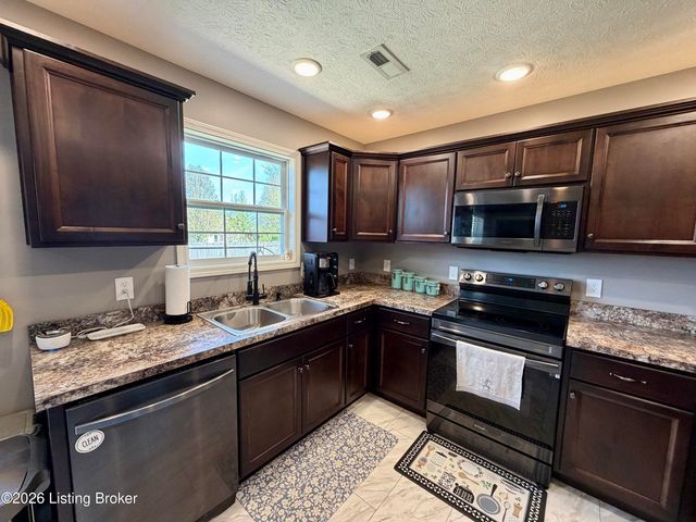109 Linden Ave, Bardstown, KY 40004