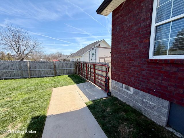 109 Linden Ave, Bardstown, KY 40004