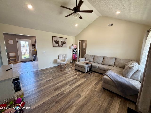 109 Linden Ave, Bardstown, KY 40004