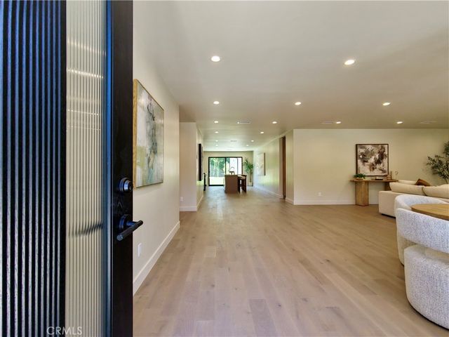 4819 Genesta Avenue, Encino, CA 91316