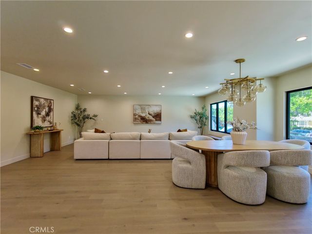 4819 Genesta Avenue, Encino, CA 91316
