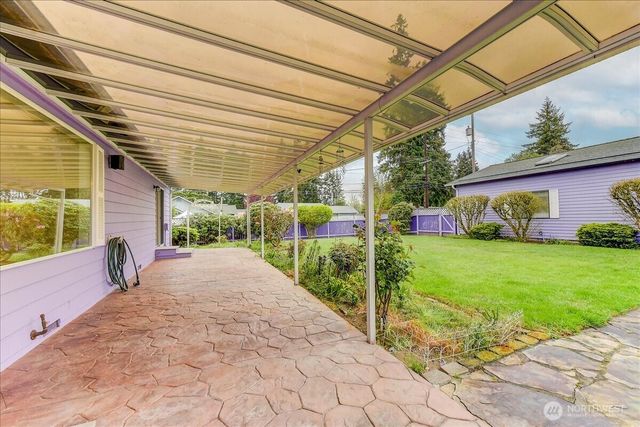 20426 Dayton Avenue N, Shoreline, WA 98133