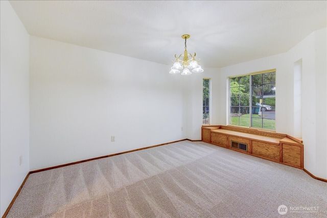 20426 Dayton Avenue N, Shoreline, WA 98133