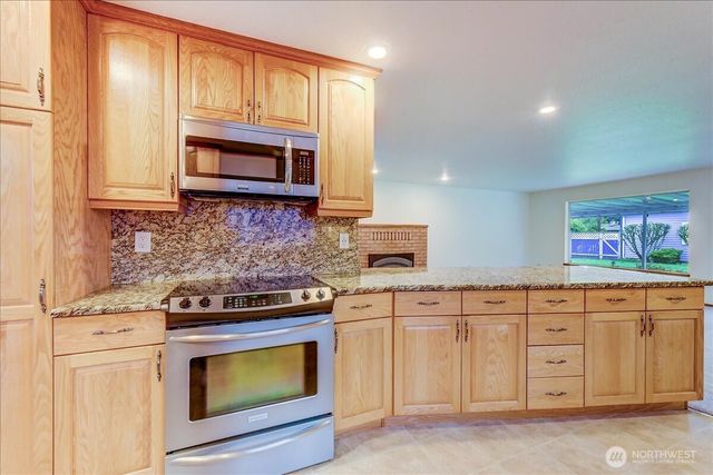 20426 Dayton Avenue N, Shoreline, WA 98133