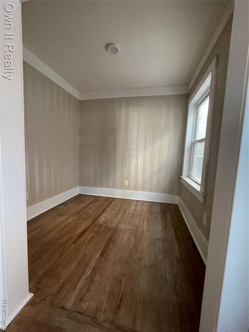 2490 Glendale Street, Detroit, MI 48238